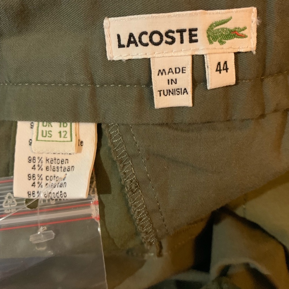 Lacoste Womens Pleated Green Khaki Shorts Size 12 - Picture 7 of 8